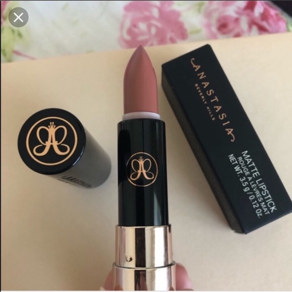 Anastasia Beverly Hills Other - Anastasia Beverly Hills lipstick staunch